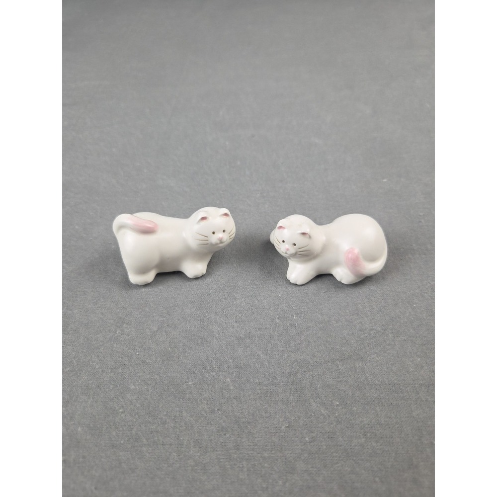 Vintage Cat Refrigerator Magnets Collectible Ceramic Made In Japan